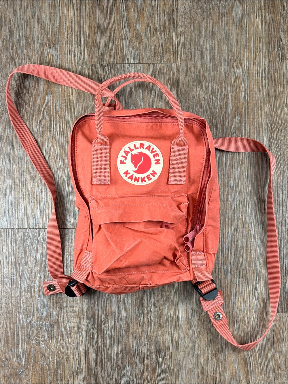 Fjällräven Kånken Mini Backpack Coral Pink Water Resistant | Size: Mini